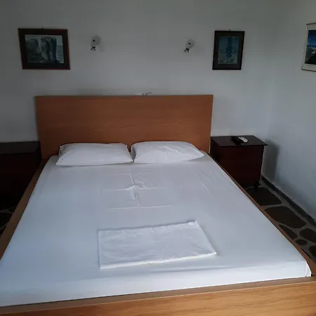 Evi By The Sea Sarti