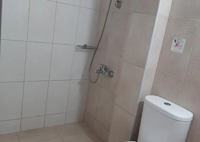 Evi By The Sea Pensión Sarti