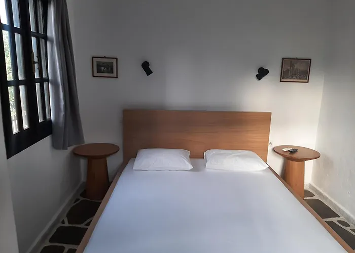 Evi By The Sea Pensión Sarti