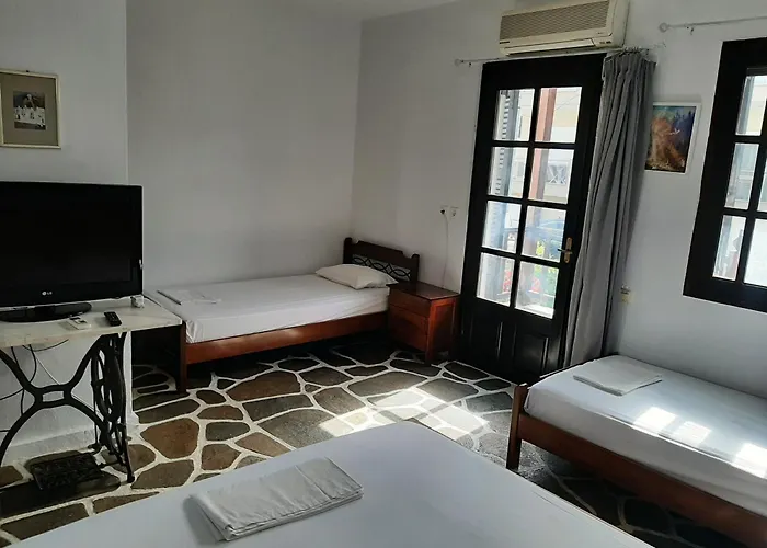 Evi By The Sea Pensión 3*