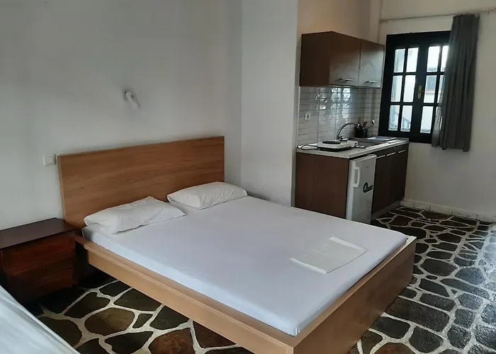 Evi By The Sea Pensión Sarti