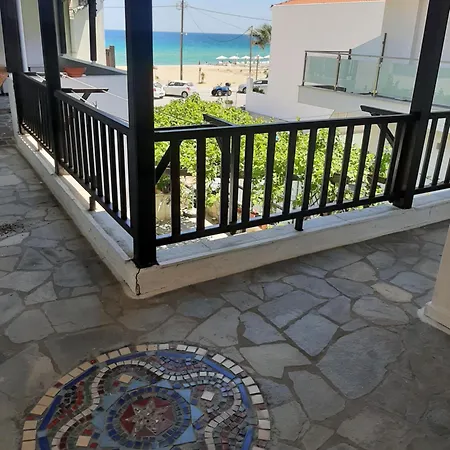 Evi By The Sea Guest house