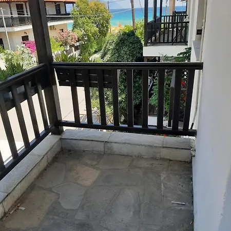 Evi By The Sea Guest house