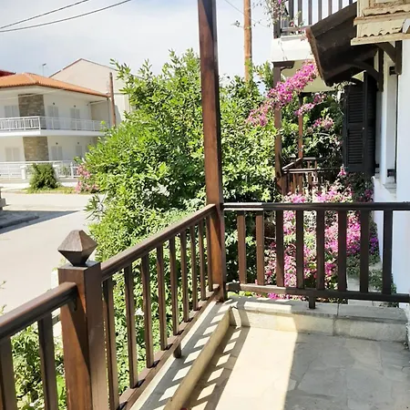 Evi By The Sea 3* Sarti