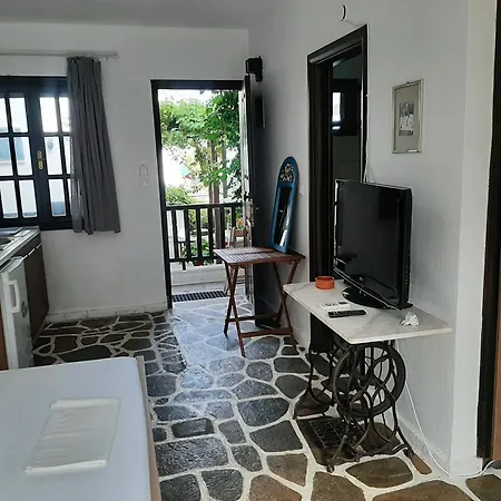 Penzion Evi By The Sea Sarti