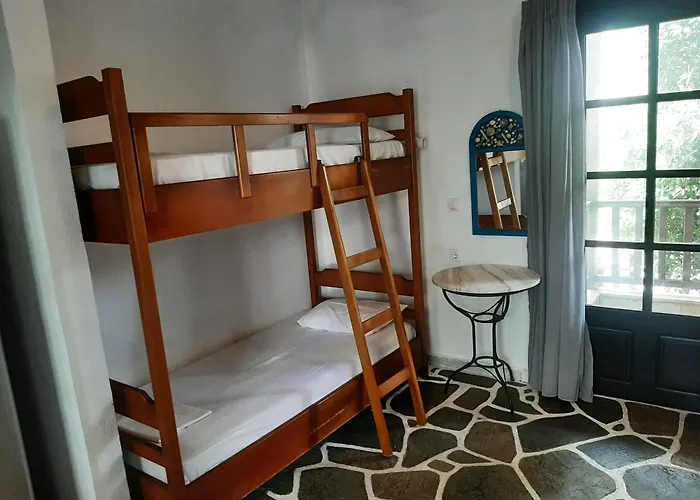 Evi By The Sea 招待所 3*